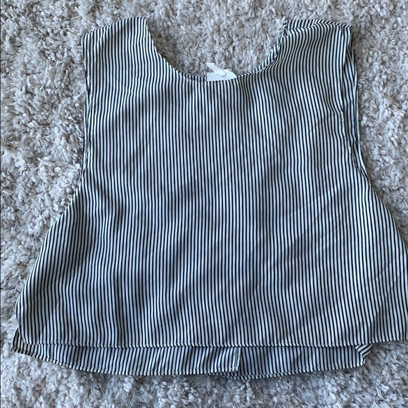 Blouse - Picture 2 of 2